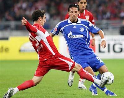 具有压倒性 具有压倒性