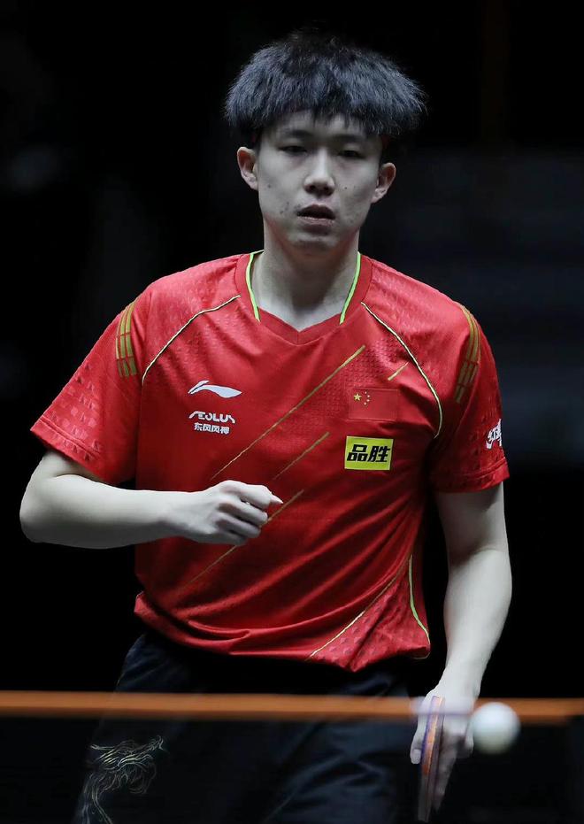 以微弱优势 以微弱优势